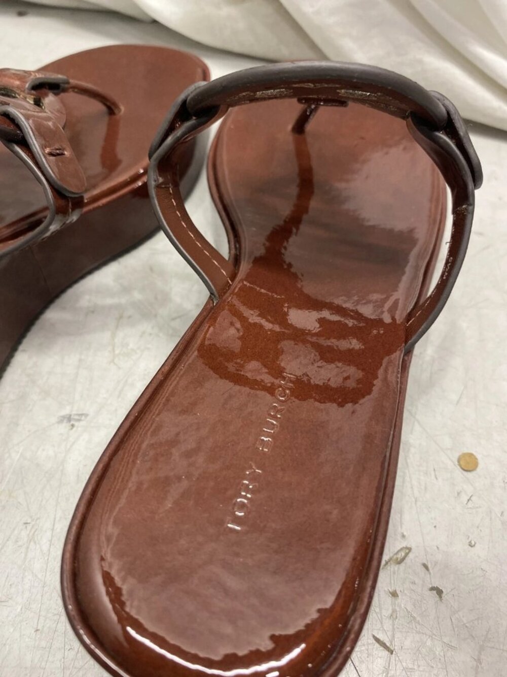 NEW TORY BURCH Miller Wedge 25MM Patent Leather Russet Brown US W6.5 - Picture 5 of 11